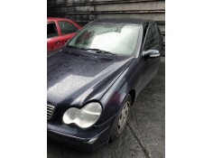 mercedes clase c (w203) berlina del año 2003