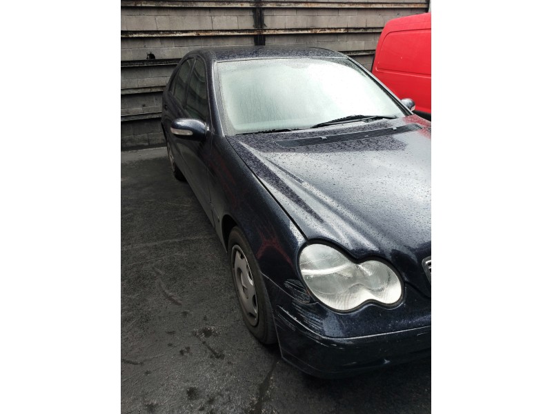 mercedes clase c (w203) berlina del año 2003