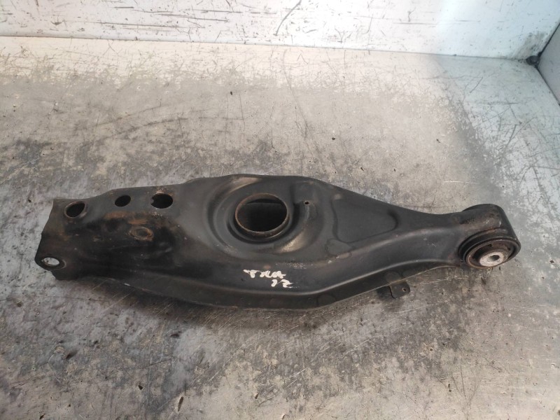 Recambio de brazo suspension inferior trasero izquierdo para mercedes clase clk (w209) coupe 320 cdi (209.320) referencia OEM IA