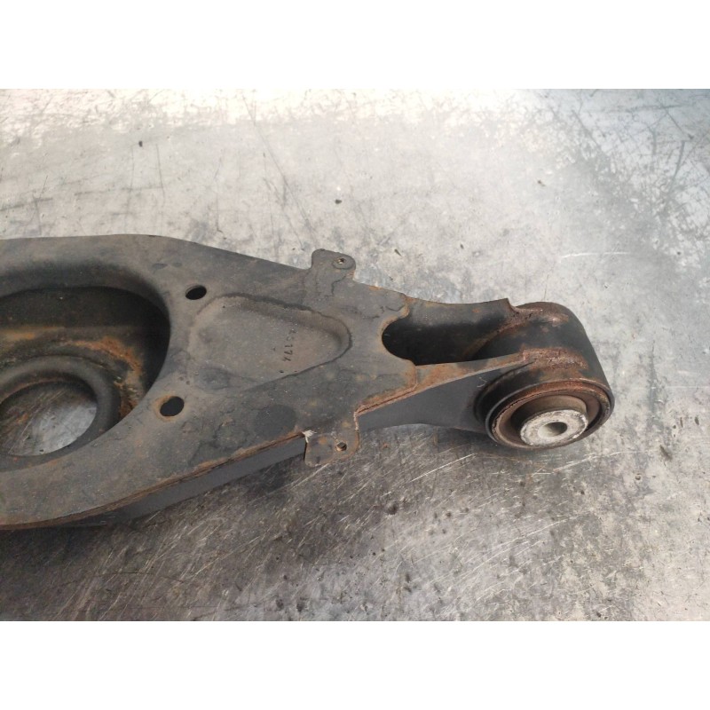 Recambio de brazo suspension inferior trasero izquierdo para mercedes clase clk (w209) coupe 320 cdi (209.320) referencia OEM IA