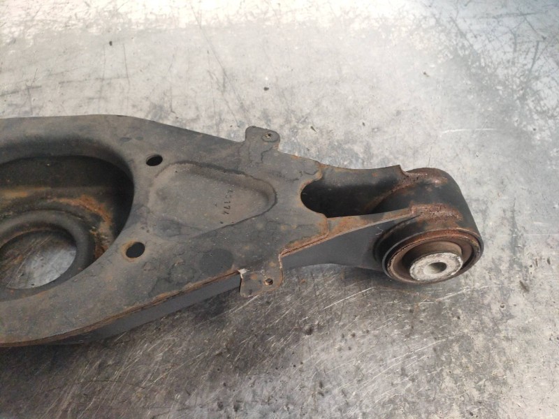 Recambio de brazo suspension inferior trasero izquierdo para mercedes clase clk (w209) coupe 320 cdi (209.320) referencia OEM IA