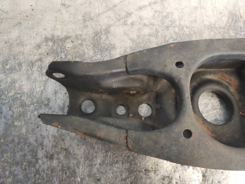 Recambio de brazo suspension inferior trasero izquierdo para mercedes clase clk (w209) coupe 320 cdi (209.320) referencia OEM IA
