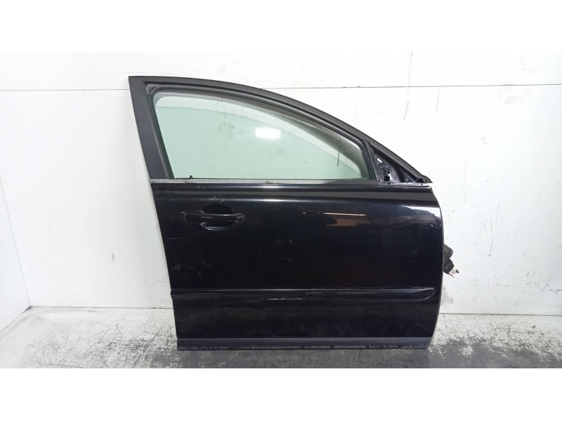 Recambio de puerta delantera derecha para volvo s40 berlina 2.0 d kinetic referencia OEM IAM   4P