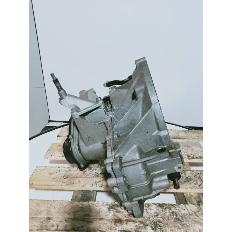 Recambio de caja cambios para mg rover serie 45 (t/rt) classic referencia OEM IAM 3U3R7002EA T6TC1 061004 002572 TRC000400