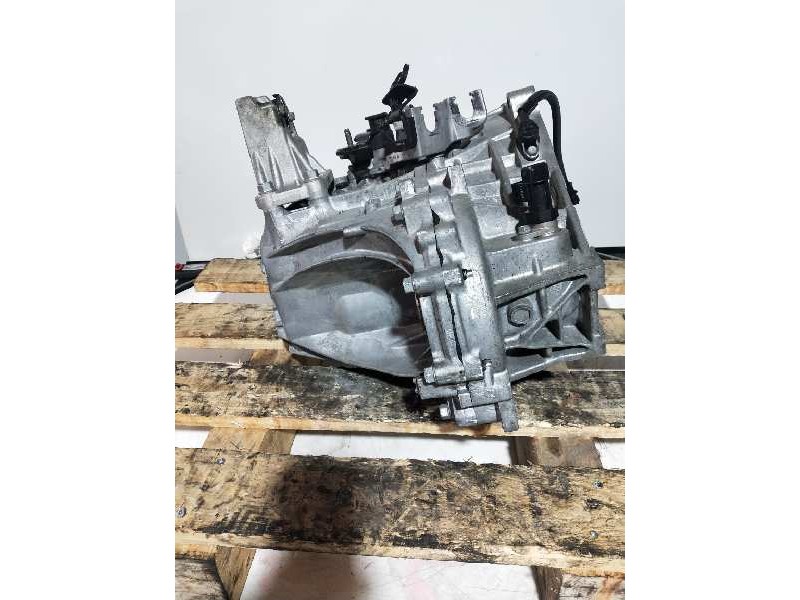 Recambio de abs para kia carens ( ) concept referencia OEM IAM WEW6H 209901 U44R 