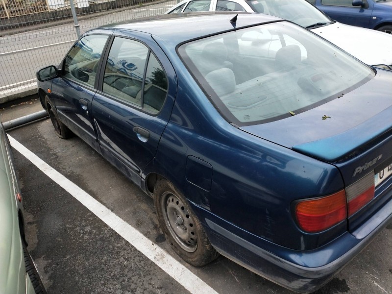 nissan primera berlina (p11) del año 1998