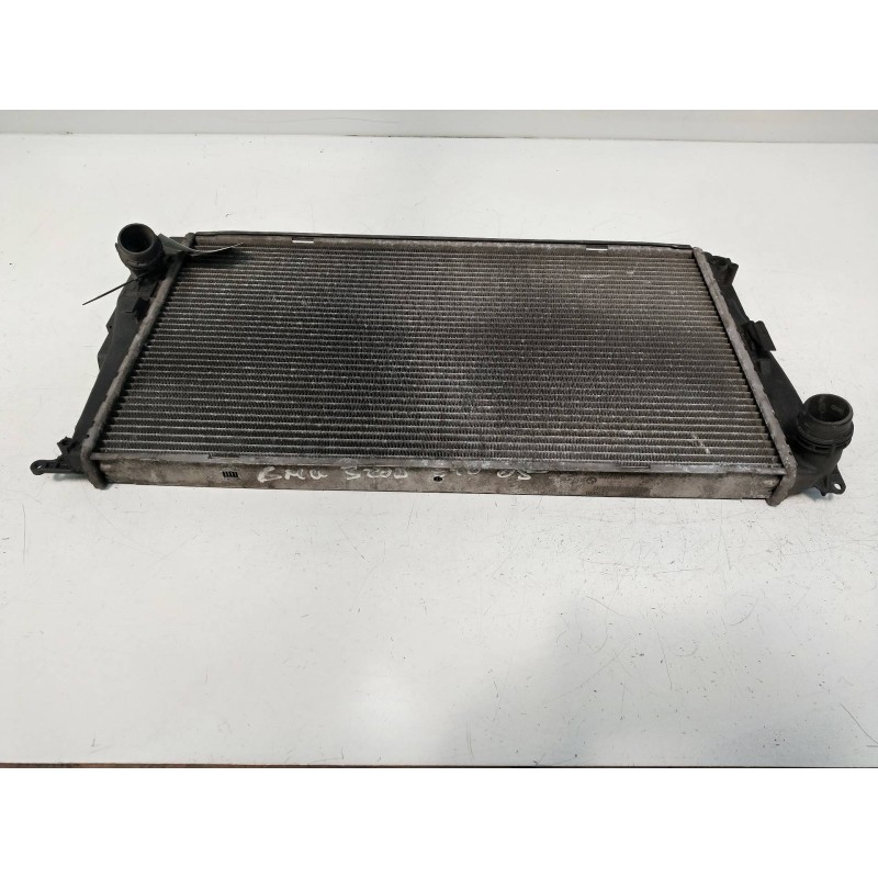 Recambio de radiador agua para bmw serie 3 berlina (e90) 2.0 16v diesel referencia OEM IAM 7788898 9303996 E5593U