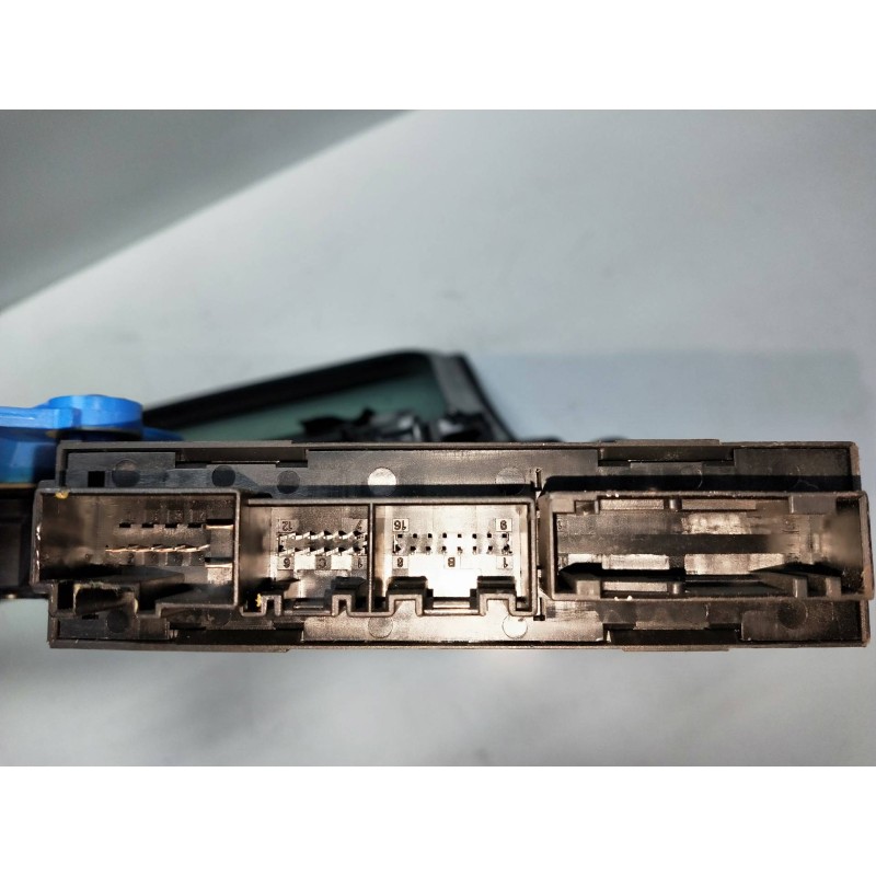 Recambio de elevalunas trasero izquierdo para seat exeo berlina (3r2) 2.0 tdi referencia OEM IAM 105848204 8E0959801E 4P