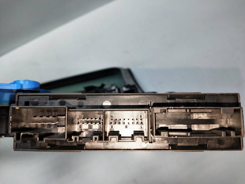 Recambio de elevalunas trasero izquierdo para seat exeo berlina (3r2) 2.0 tdi referencia OEM IAM 105848204 8E0959801E 4P