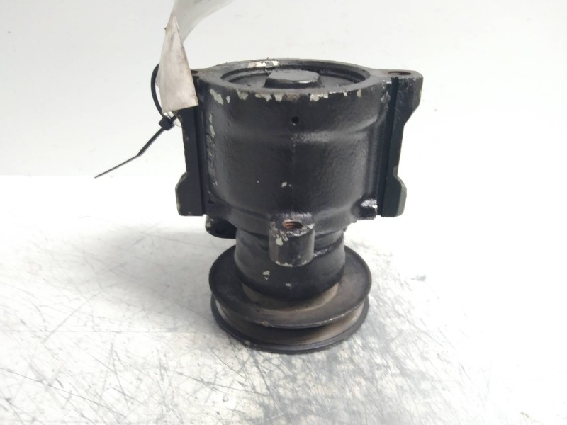 Recambio de bomba direccion para peugeot 205 berlina 1.8 diesel cat referencia OEM IAM   