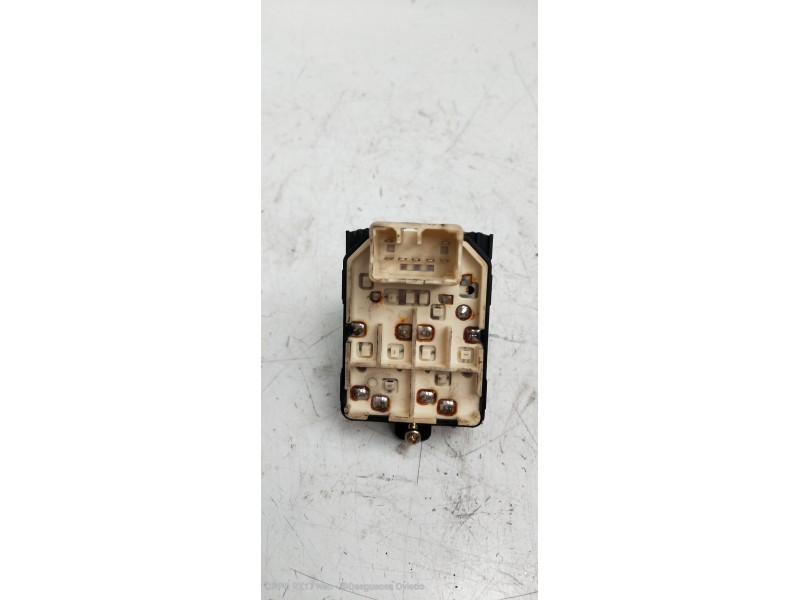 Recambio de mando elevalunas delantero izquierdo para kia picanto 1.1 ex referencia OEM IAM 621W05240  