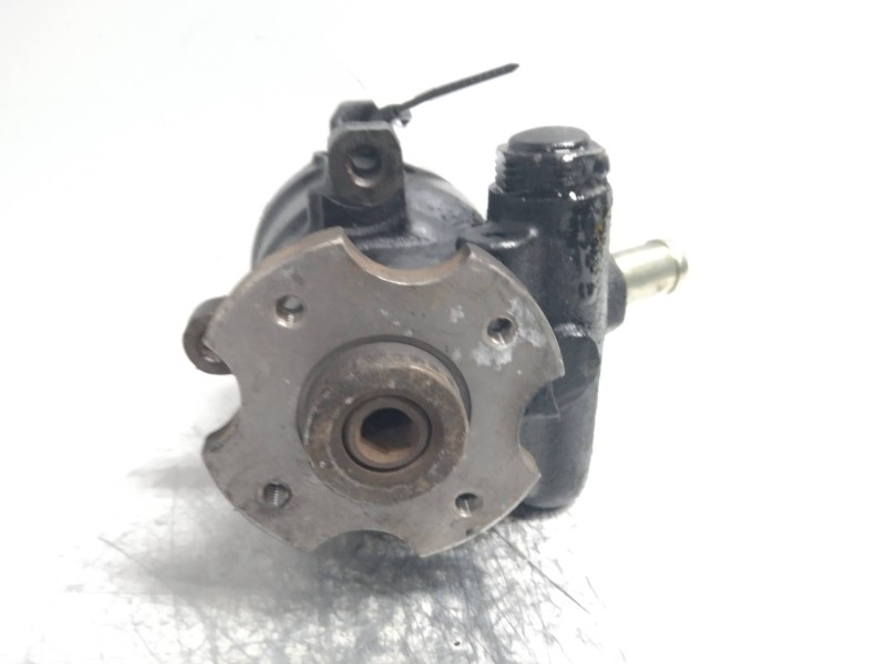 Recambio de bomba direccion para peugeot 205 berlina 1.6 referencia OEM IAM   