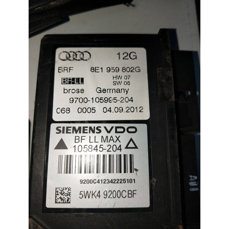 Recambio de elevalunas delantero derecho para seat exeo berlina (3r2) 2.0 tdi referencia OEM IAM 105845204 8E1959802G 4P