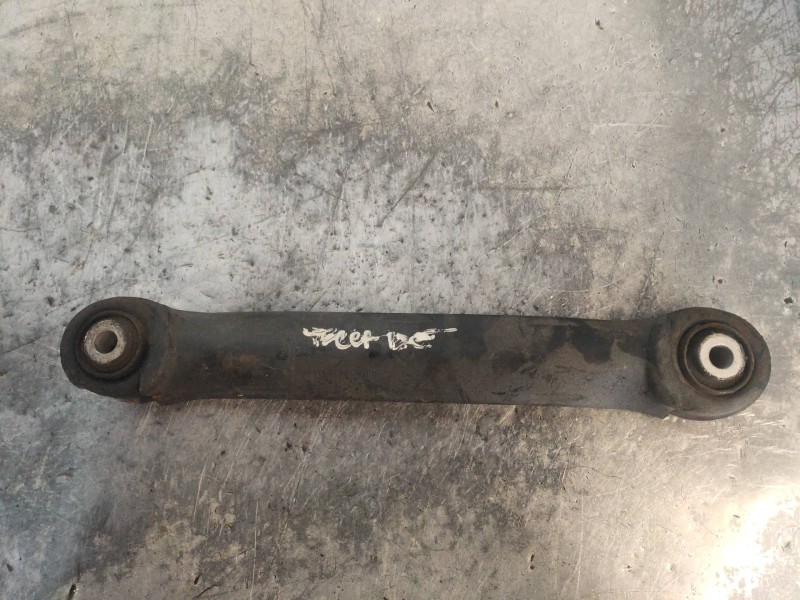 Recambio de brazo suspension superior trasero derecho para mercedes clase clk (w209) coupe 320 cdi (209.320) referencia OEM IAM 