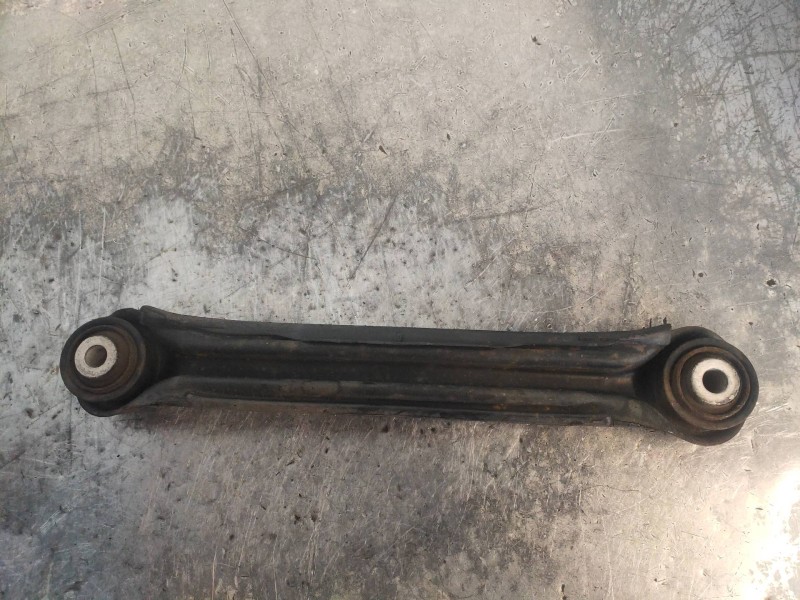 Recambio de brazo suspension superior trasero derecho para mercedes clase clk (w209) coupe 320 cdi (209.320) referencia OEM IAM 