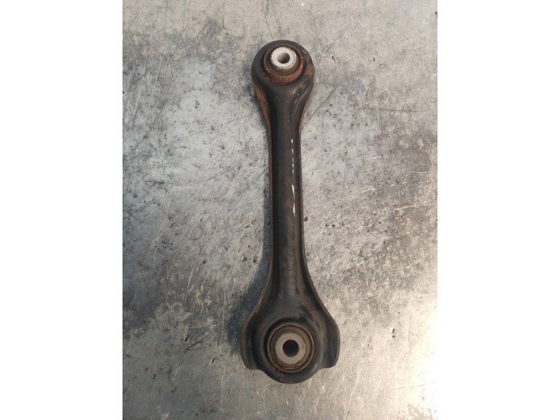 Recambio de brazo suspension superior trasero derecho para mercedes clase clk (w209) coupe 320 cdi (209.320) referencia OEM IAM 