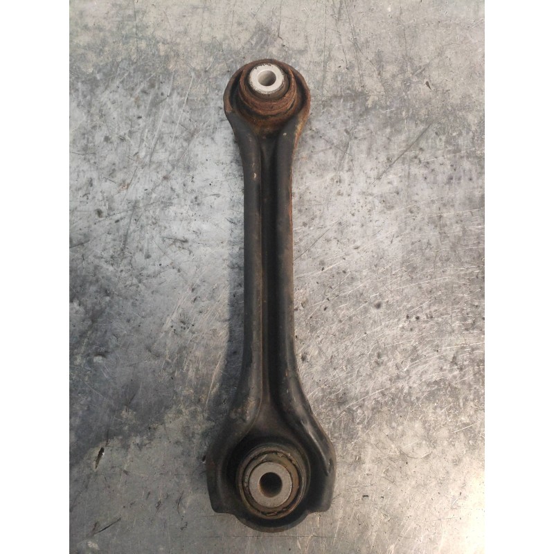 Recambio de brazo suspension superior trasero derecho para mercedes clase clk (w209) coupe 320 cdi (209.320) referencia OEM IAM 