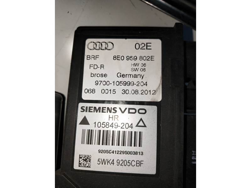 Recambio de elevalunas trasero derecho para seat exeo berlina (3r2) 2.0 tdi referencia OEM IAM 105849204 8E0959802E 4P