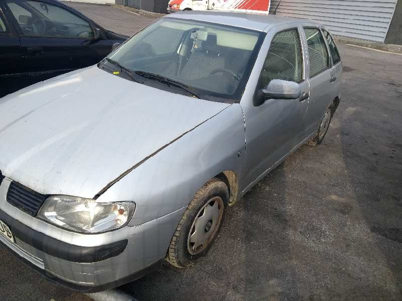 seat ibiza (6k1) del año 2001