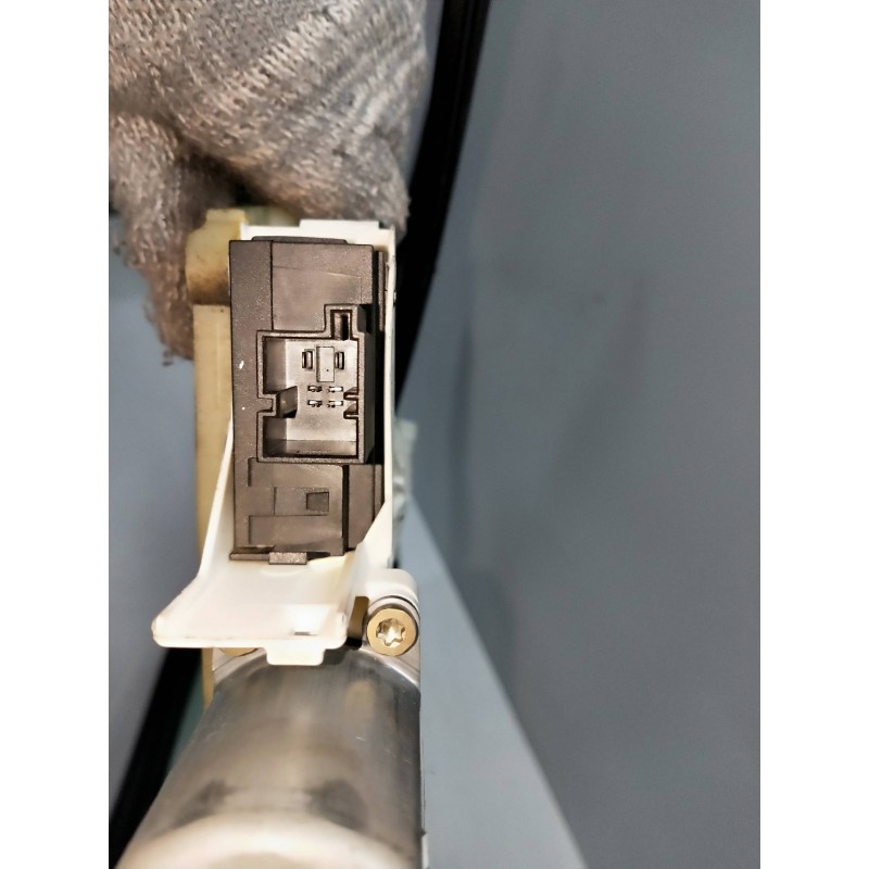 Recambio de elevalunas trasero derecho para audi a6 avant (4f5) 2.7 v6 24v tdi referencia OEM IAM 4F0959802A  5P R