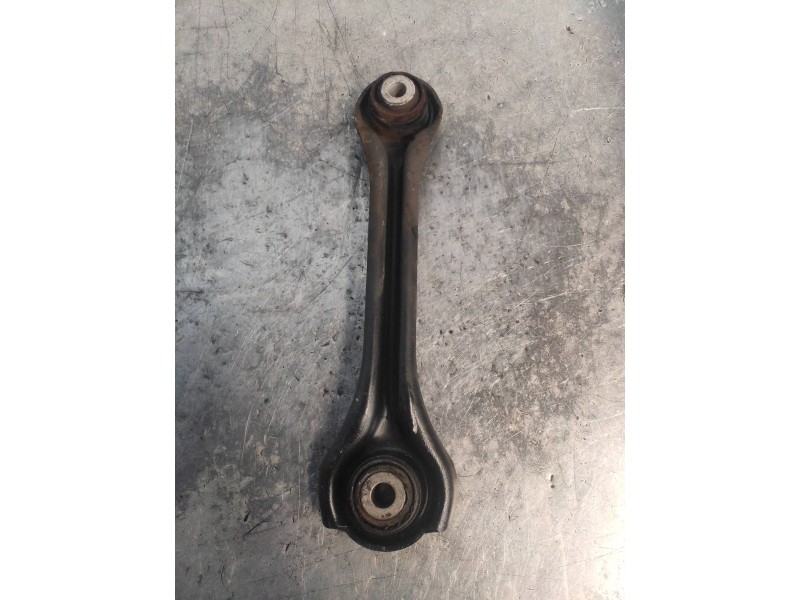 Recambio de brazo suspension superior trasero izquierdo para mercedes clase clk (w209) coupe 320 cdi (209.320) referencia OEM IA