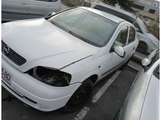 opel astra g berlina del año 2000