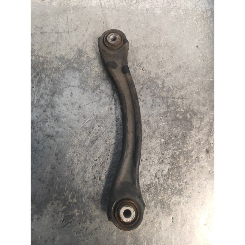 Recambio de brazo suspension superior trasero izquierdo para mercedes clase clk (w209) coupe 320 cdi (209.320) referencia OEM IA