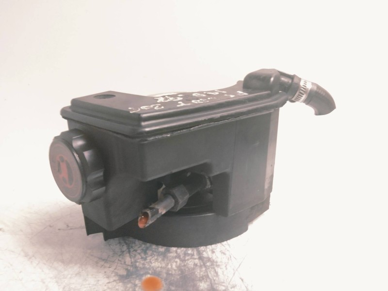 Recambio de bomba direccion para peugeot 206 berlina xn referencia OEM IAM 9638931980 26079834 