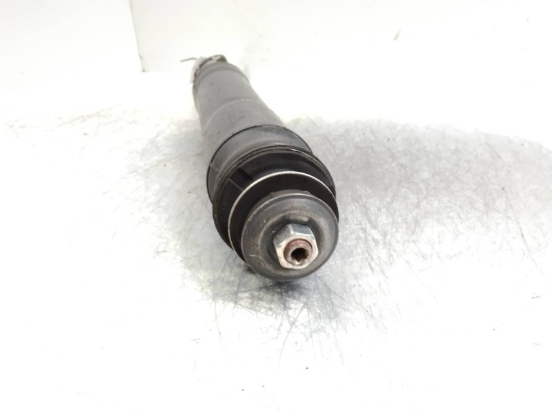 Recambio de amortiguador trasero para lexus ct 200h referencia OEM IAM 4853076050  