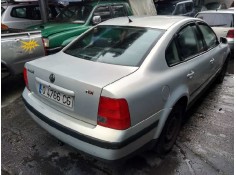 volkswagen passat berlina (3b2) del año 2000 2