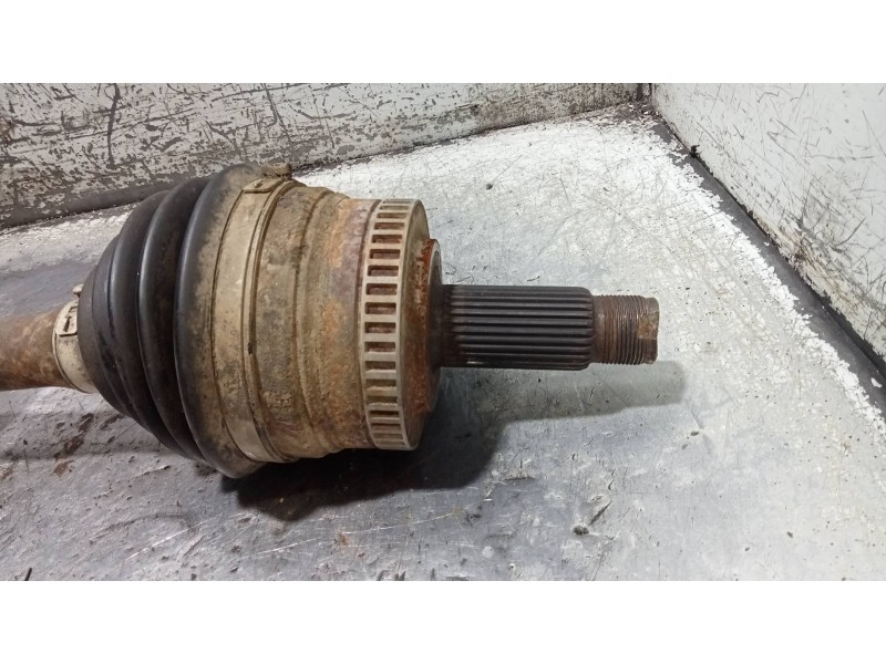 Recambio de transmision trasera derecha para land rover range rover (lm) td6 se referencia OEM IAM T0B500330  