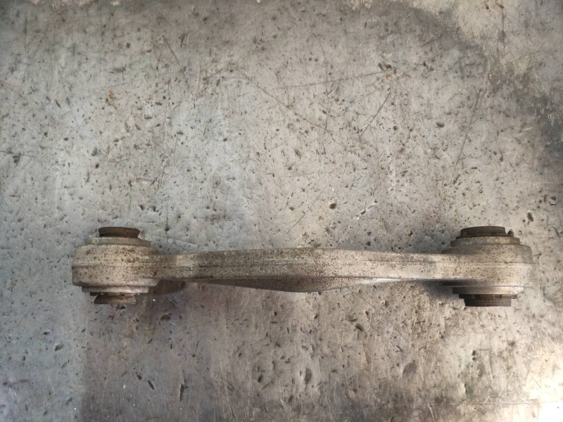 Recambio de brazo suspension superior trasero izquierdo para bmw serie 5 touring (f11) 530d xdrive referencia OEM IAM   