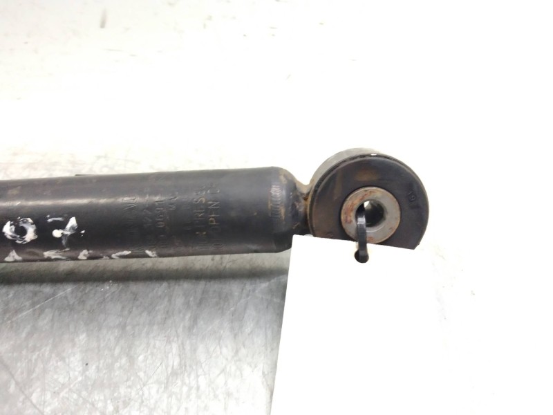 Recambio de amortiguador trasero izquierdo para renault twingo 1.5 dci diesel referencia OEM IAM   