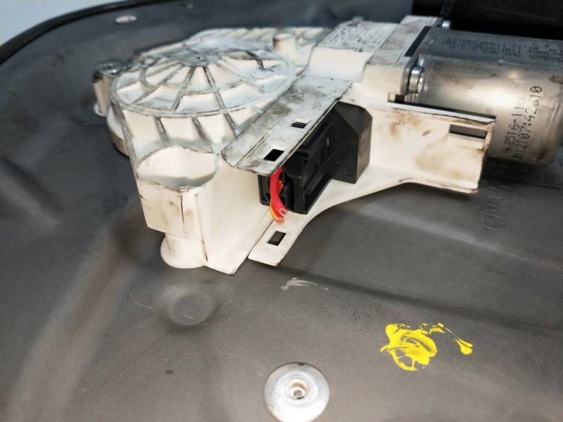 Recambio de elevalunas trasero derecho para skoda suberb (3t4) elegance referencia OEM IAM 8K0959812A  5P