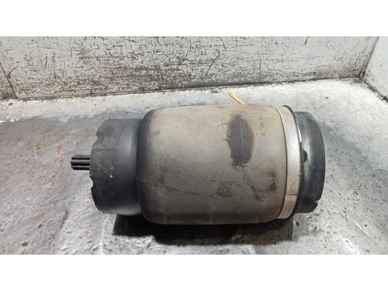 Recambio de muelle amortiguacion para land rover range rover (lm) td6 se referencia OEM IAM RKB500130  