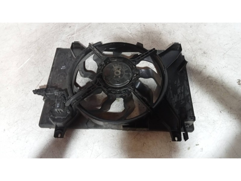 Recambio de electroventilador para hyundai accent (mc) gl crdi referencia OEM IAM F00S3A2341  