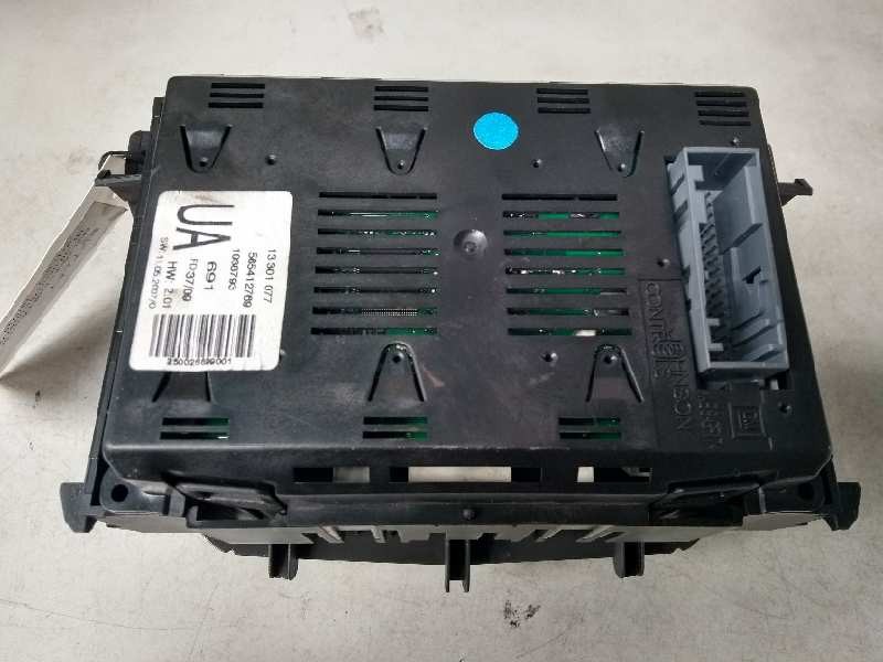 Recambio de pantalla multifuncion para opel zafira b cosmo referencia OEM IAM 565412769 1938793 UA