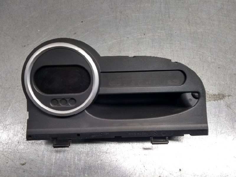 Recambio de cuadro instrumentos para renault twingo 1.5 dci diesel referencia OEM IAM 8200725329  