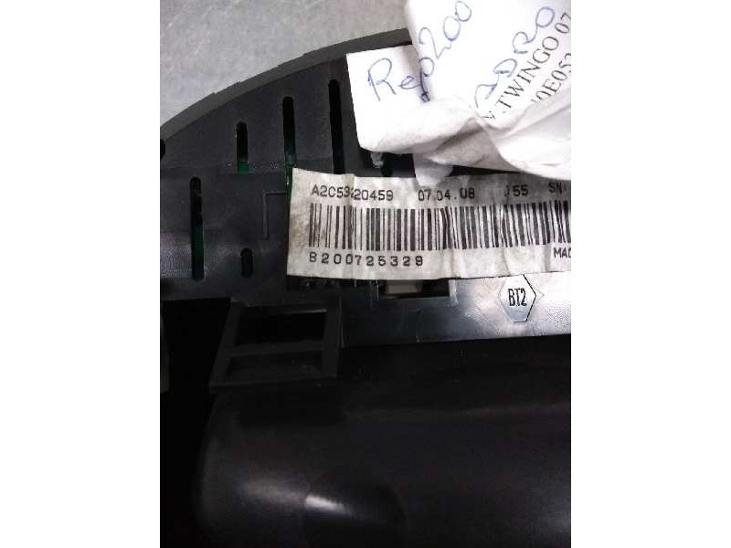 Recambio de cuadro instrumentos para renault twingo 1.5 dci diesel referencia OEM IAM 8200725329  