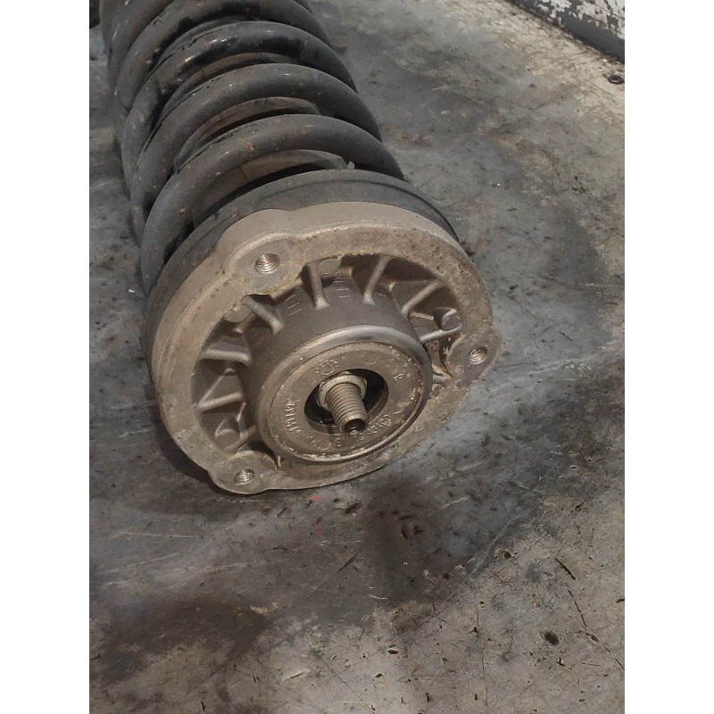 Recambio de amortiguador delantero derecho para bmw serie 5 touring (f11) 530d xdrive referencia OEM IAM 31316783976  