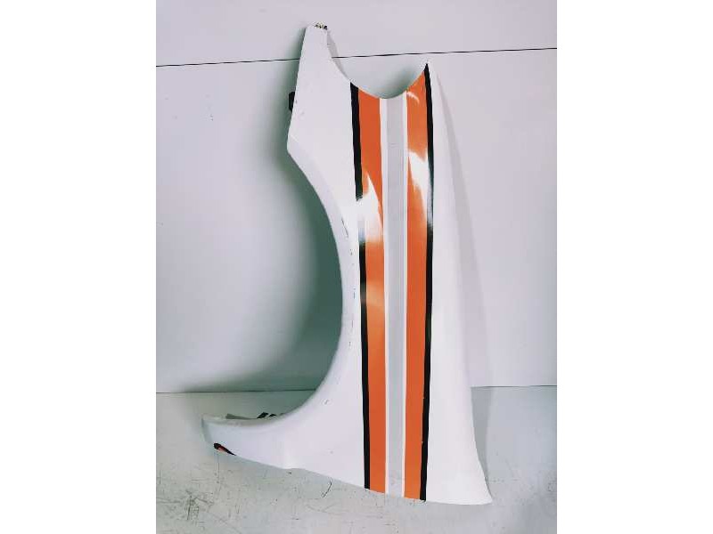 Recambio de aleta delantera izquierda para mercedes clase m (w163) 2.7 cdi 20v cat referencia OEM IAM   