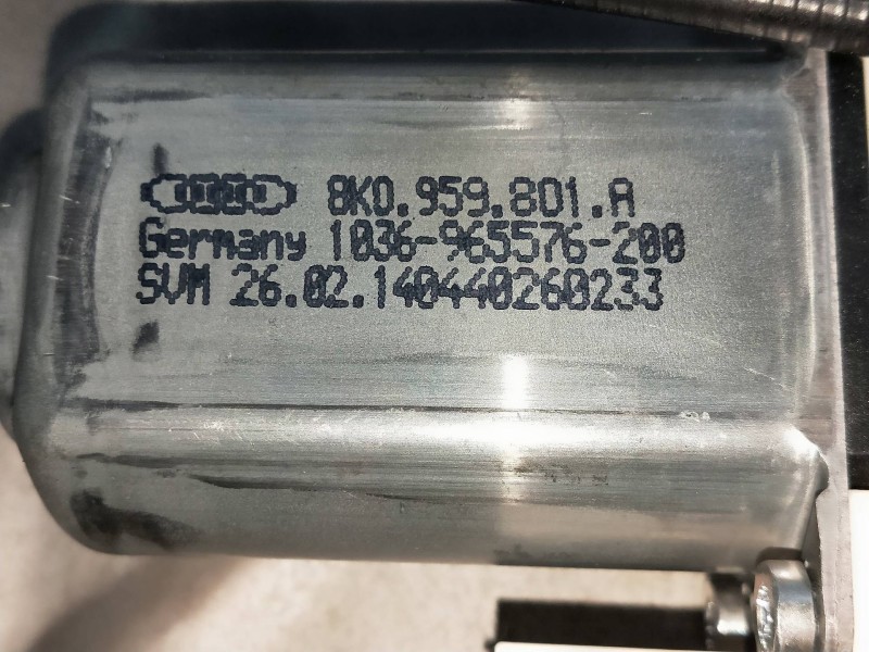 Recambio de elevalunas delantero izquierdo para skoda superb combi (3t5) 2.0 tdi dpf referencia OEM IAM 8K0959801A  5P R