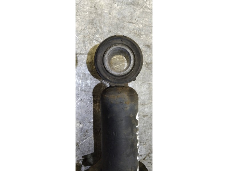 Recambio de amortiguador trasero derecho para toyota corolla verso (r1) 2.0 d-4d luna referencia OEM IAM 485300F020  