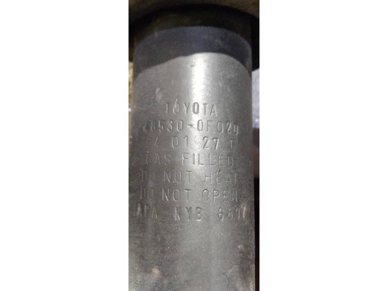 Recambio de amortiguador trasero derecho para toyota corolla verso (r1) 2.0 d-4d luna referencia OEM IAM 485300F020  
