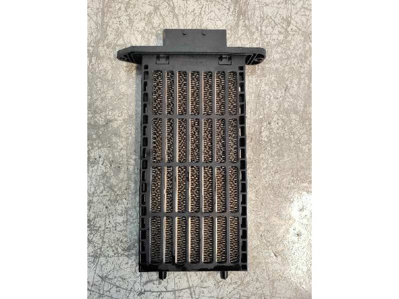 Recambio de resistencia calefaccion para kia pro_cee´d drive referencia OEM IAM 2601401 PA66GF30 