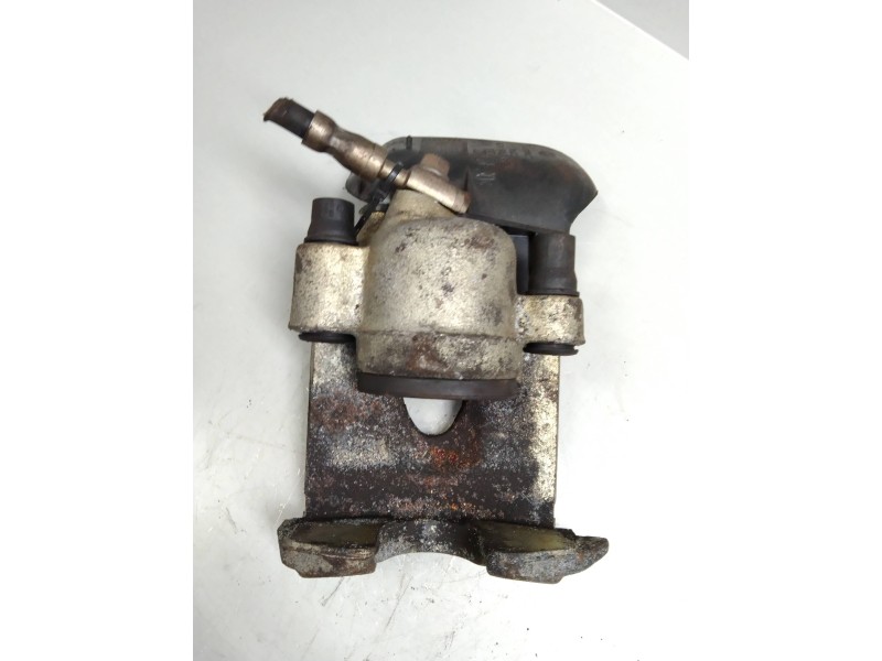 Recambio de pinza freno delantera izquierda para volkswagen polo berlina (6n1) 1.9 sdi referencia OEM IAM    Recambio de pinza freno delantera izquierda para volkswagen polo berlina (6n1) 1.9 sdi referencia OEM IAM