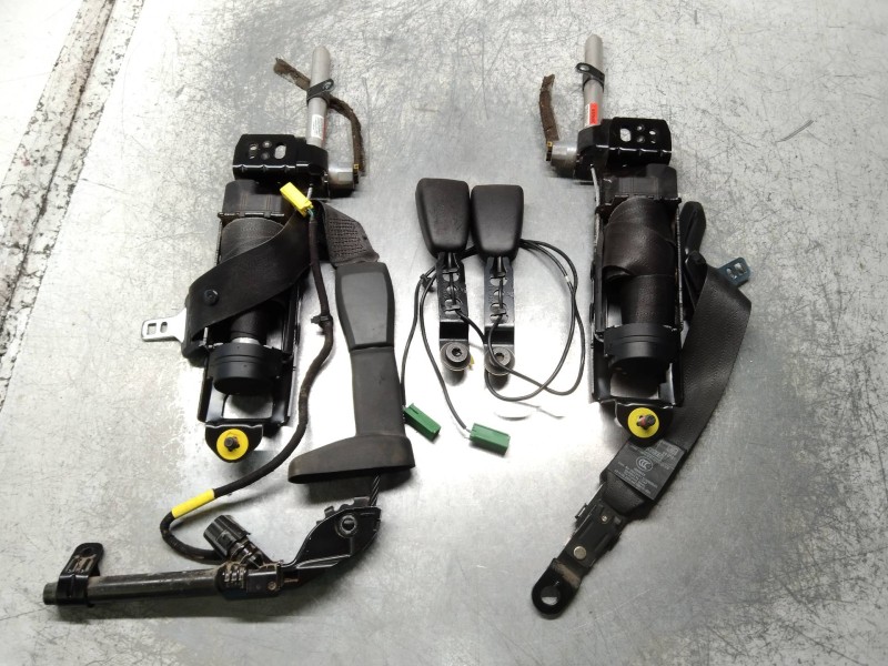 Recambio de kit airbag para volvo s40 berlina 2.0 d kinetic referencia OEM IAM 30724652 00001393B3 