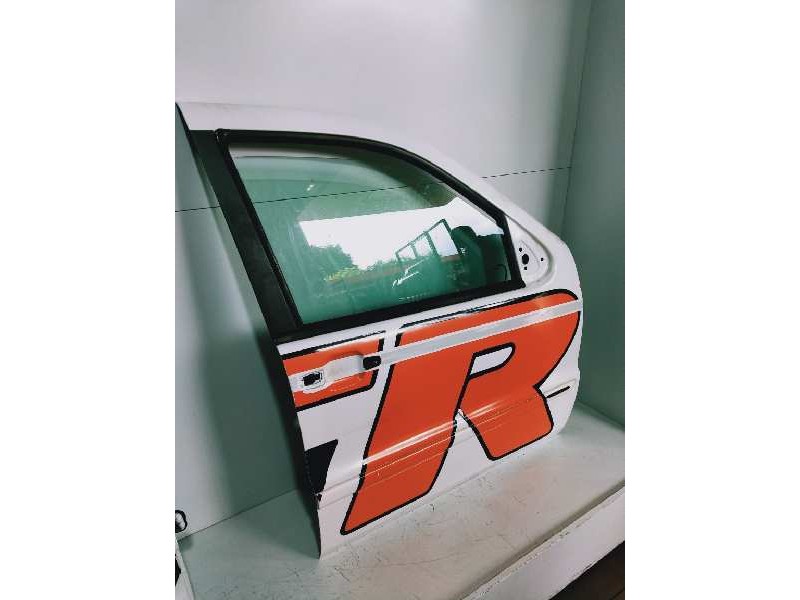 Recambio de puerta delantera derecha para mercedes clase m (w163) 2.7 cdi 20v cat referencia OEM IAM   