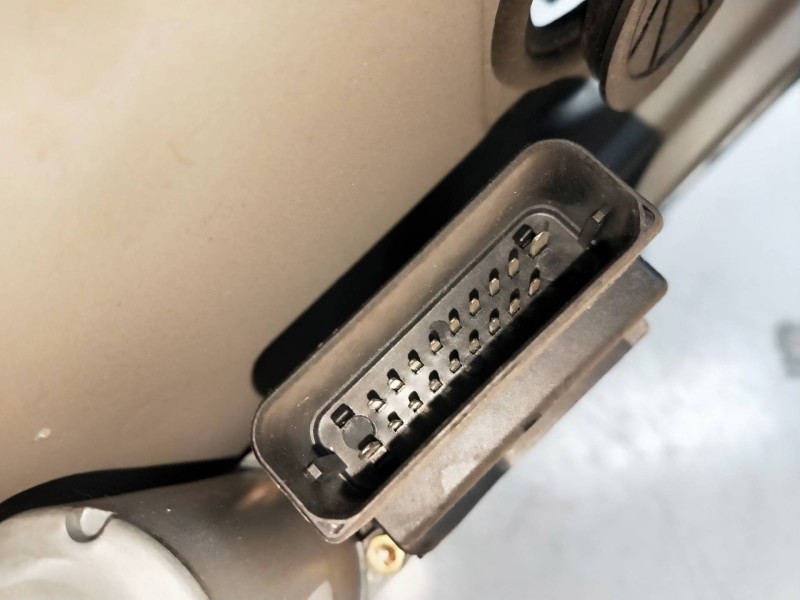 Recambio de elevalunas trasero derecho para skoda superb (3u4) 1.9 tdi referencia OEM IAM 3U0959812 3U5839752BT 