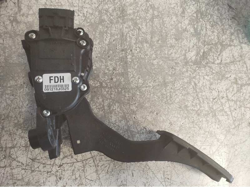 Recambio de potenciometro pedal para kia pro_cee´d drive referencia OEM IAM 327002R300 091216J0325 